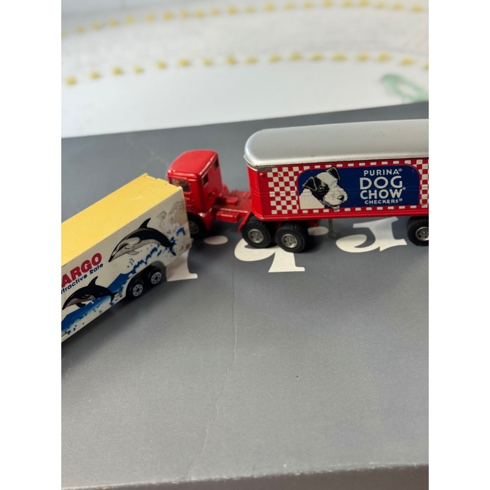 Vintage High Speed Diecast Semi Truck Lot Purina Dog Chow & Ocean Cargo Dolphin - Picture 5 of 16